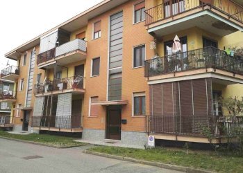 FACCIATA - Box STRADA DELLA ROVERE, 58, Biella - foto 4