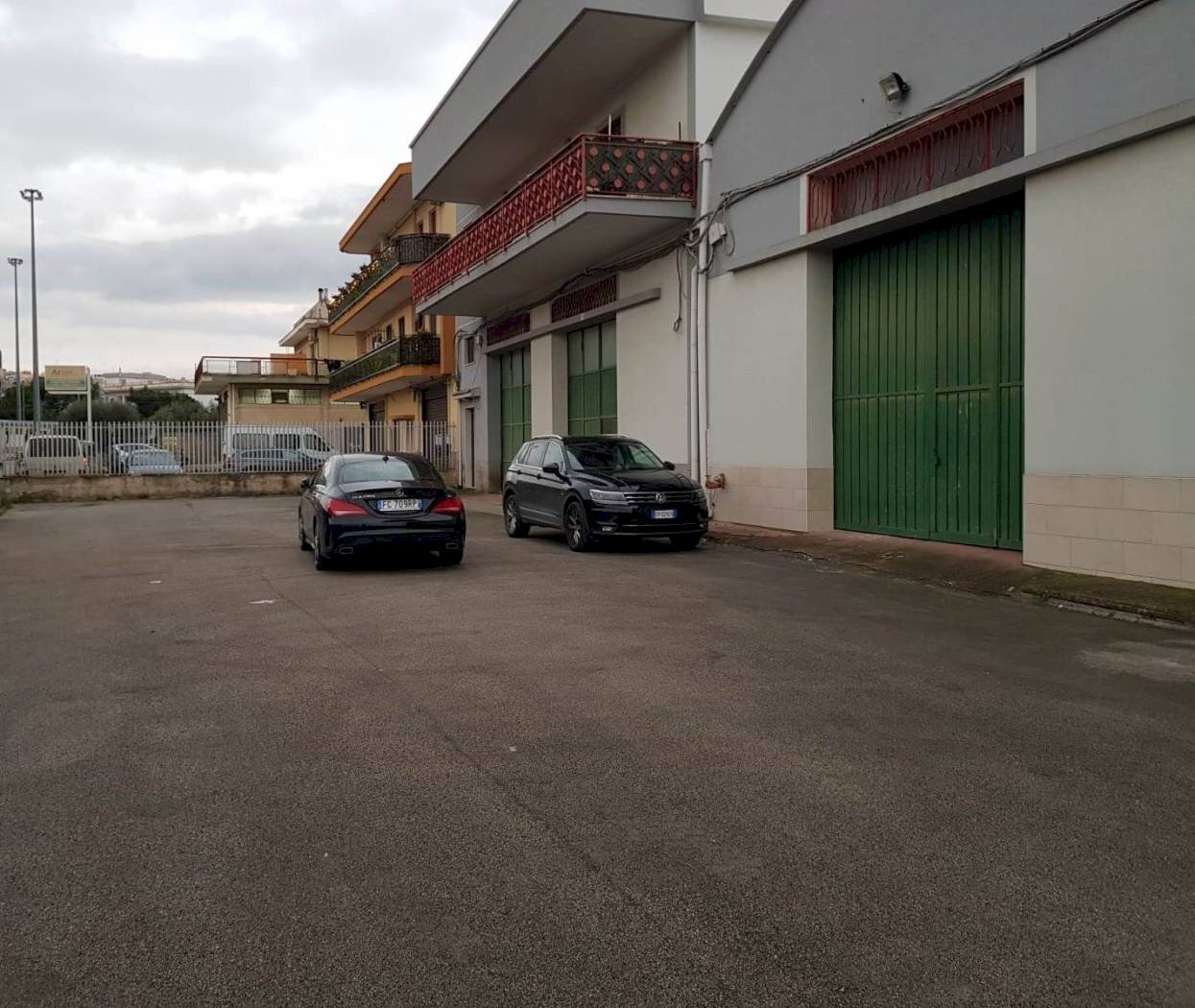 Capannone Massafra - foto 1