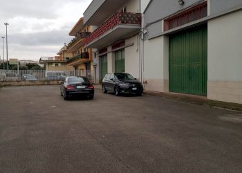 Capannone Massafra - foto 1