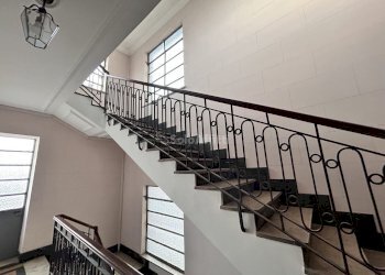 scale condiminiali.jpg - Bilocale FRANCIA 124, Torino - foto 2