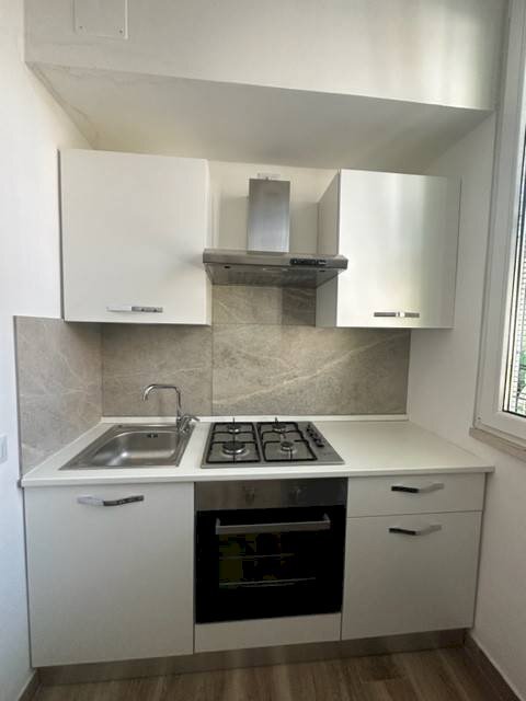 cucina - Appartamento via Sicilia, Brescia - foto 2