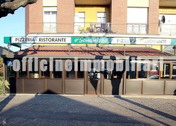 facciata - Negozio viale Belforte, Varese - foto 13