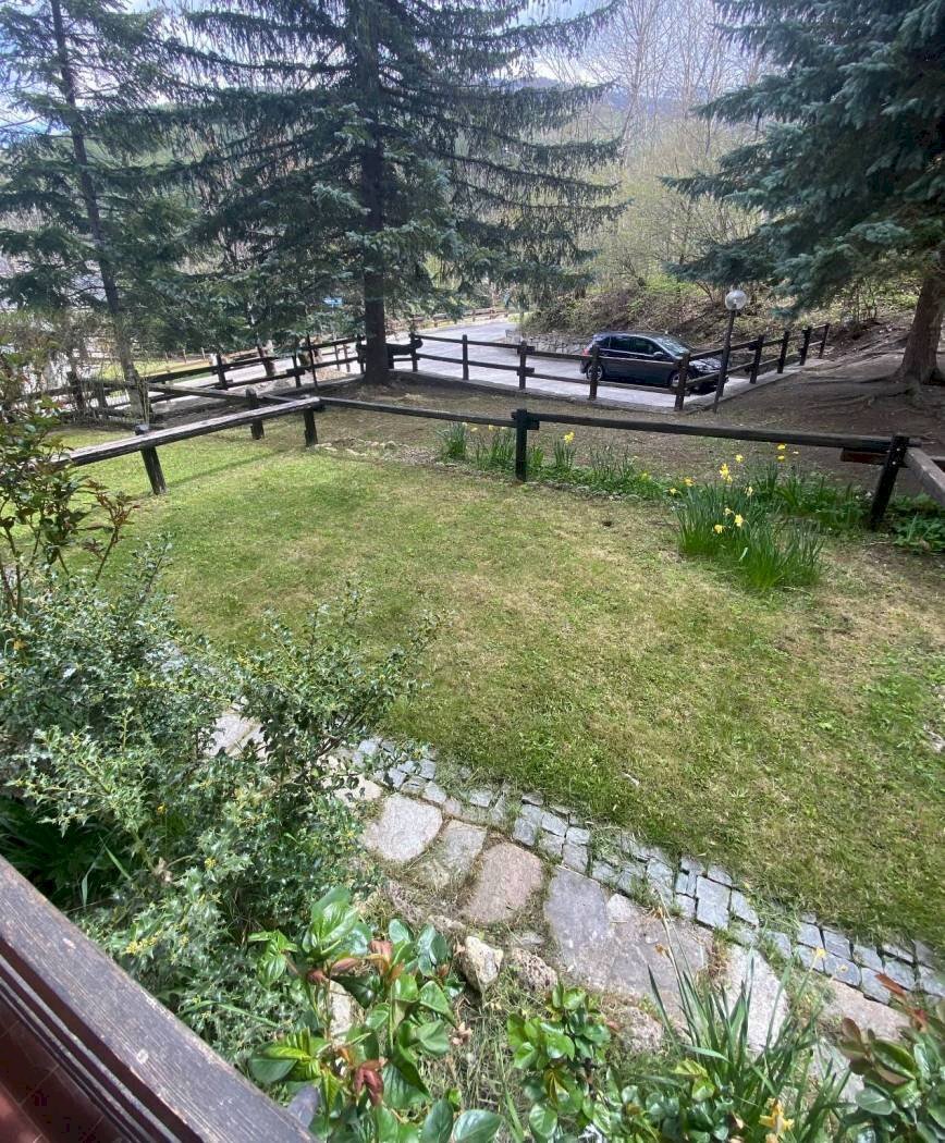 GIARDINO - Monolocale via Melezet, 36, Bardonecchia - foto 1