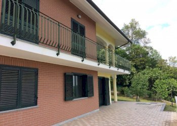 Facciata - Villa strada Provinciale di Cordova, 48, Castiglione Torinese - photo 11