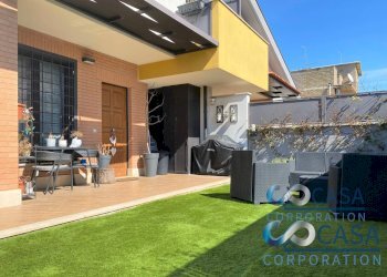 Villa a Schiera Via Oniferi, Roma - foto 1