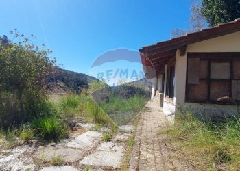 Independent house Dolceacqua, IM, Dolceacqua - photo 14