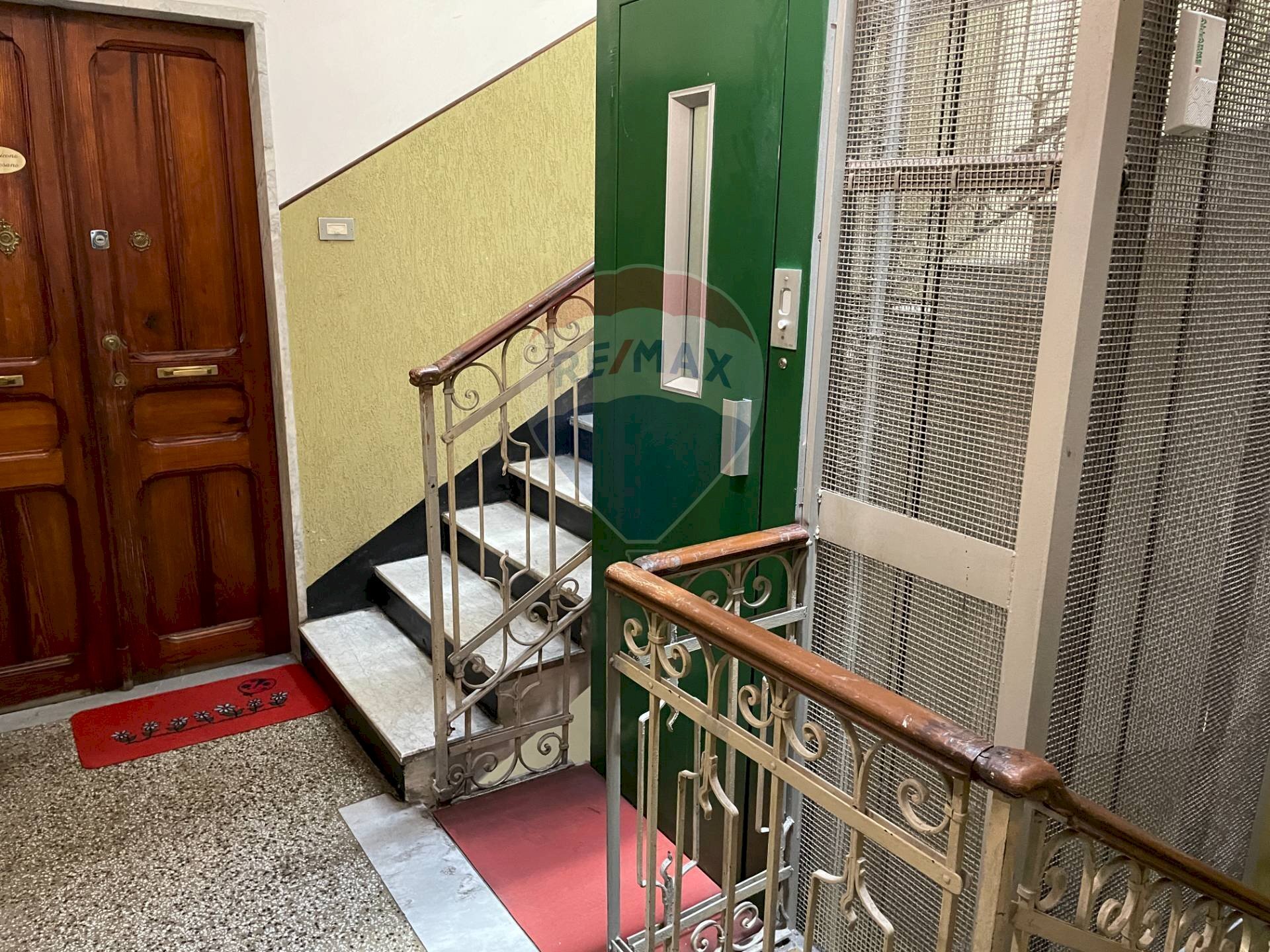 Two-room apartment Savona, SV, Savona - photo 2