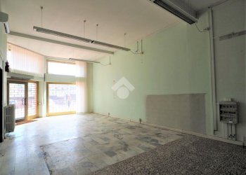 Negozio Negozio Via Cavour, Rovasenda - foto 8