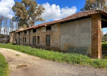 Facciata - Rustico via Laurentina, 2090, Roma - foto 2