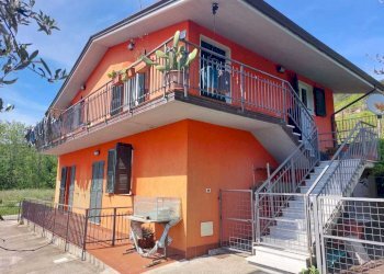 4bfde4b6-fcc5-4918-b2aa-54415a3641c2.jpg - Villa Via Prulla 20, Sarzana - foto 1