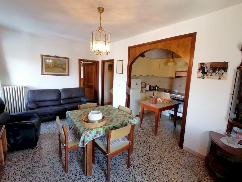 Three-room apartment Via della Libertà, Valsamoggia (neighborhood San Damaso) - photo 1