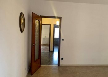 Stanza - Trilocale via Jacopo Arpino, 28, Poirino - foto 16