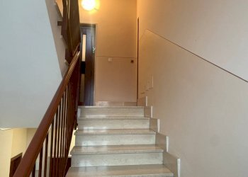 Scala - Trilocale via Jacopo Arpino, 28, Poirino - foto 33