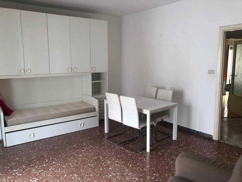 Camera da letto - Bilocale via Pietro Felter, 15, Roma - foto 1