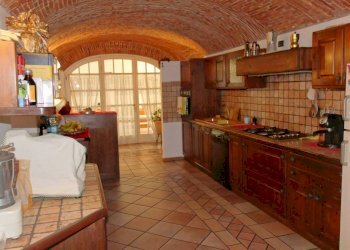 cucina taverna - Villa via Dante Alighieri, 4, Bulciago - foto 4