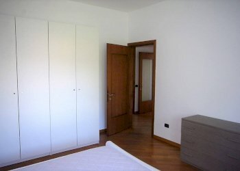 Trilocale via Arnaldo da Brescia, 4, Gallarate - foto 9