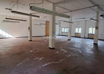 20230508_171719.jpg - Magazzino Solaro - foto 4