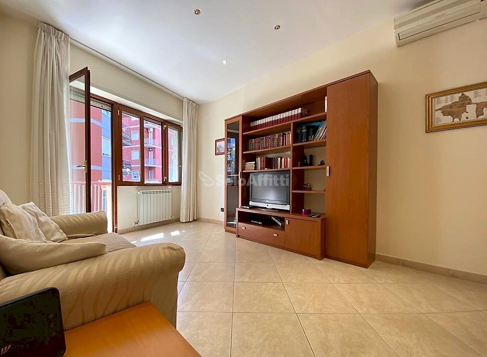 salone - Appartamento Viale Michelangelo, Napoli - foto 3