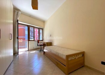 camera 2 - Appartamento Viale Michelangelo, Napoli - foto 13