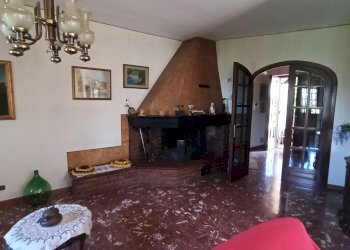 IMG_20230426_151204.jpg - Villa Castelnuovo Magra - foto 2