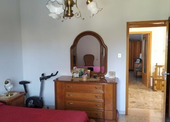 camera da letto - Villa Contrada Zappino 8, Scafa - photo 20