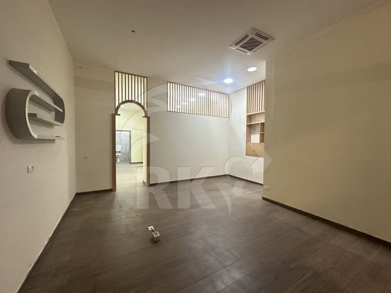 VIA RIVA DI RENO NEGOZIO_9349.jpeg - Commercial Premises Via Riva di Reno 56, Bologna - photo 1