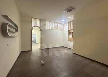 VIA RIVA DI RENO NEGOZIO_9349.jpeg - Commercial Premises Via Riva di Reno 56, Bologna - photo 1