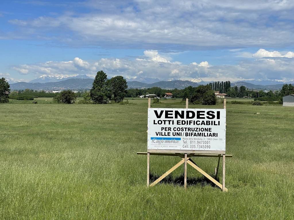 Terreno edificabile via Moncalvo, Riva presso Chieri - foto 2