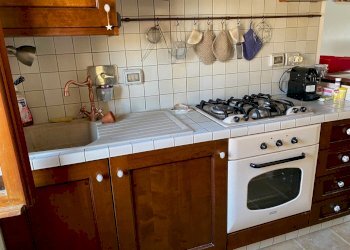 cucina - Trilocale Strada San Martino dei Colli 12, Perugia - foto 4