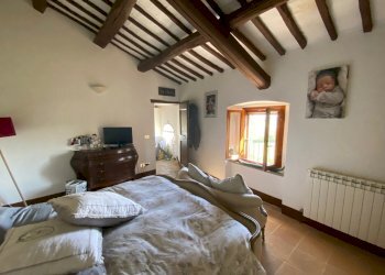 camera da letto - Trilocale Strada San Martino dei Colli 12, Perugia - foto 10