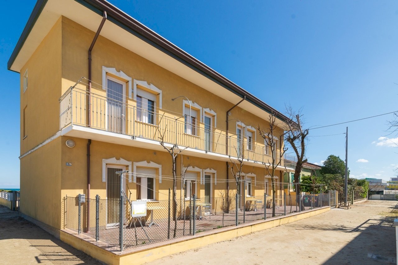 DSC_8579.jpg - Stabile - Palazzo Via Ravenna 84, San Mauro Pascoli - foto 1