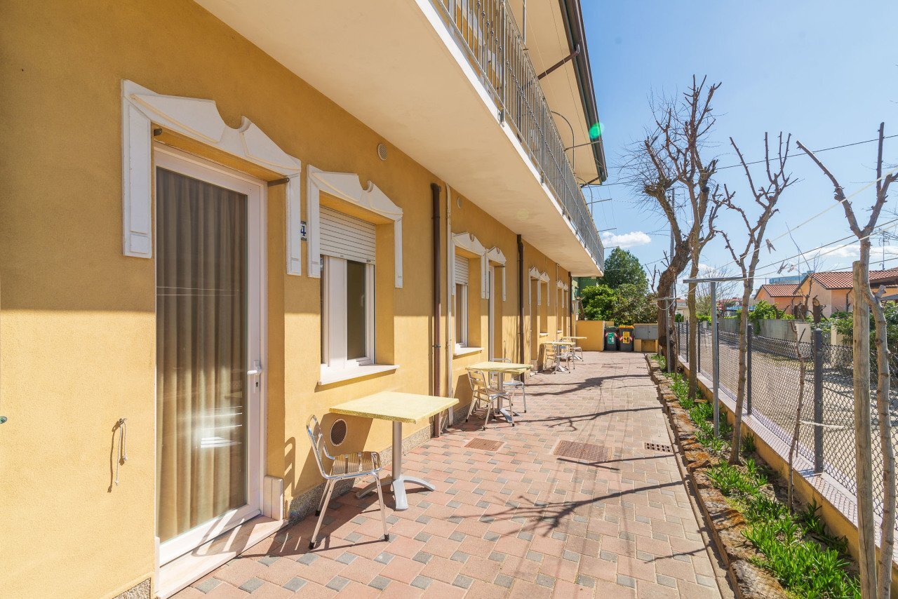 DSC_8577.jpg - Stabile - Palazzo Via Ravenna 84, San Mauro Pascoli - foto 2