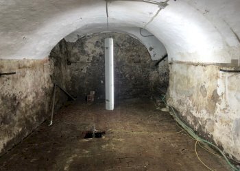 IMG_4641.JPG - Commercial Premises Sarzana - photo 2