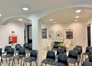 bebb8665-4143-454e-baa7-2d9a7a3d7320.jpg - Locale Commerciale Sarzana - foto 5