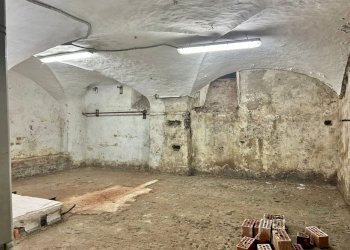 668e4fc1-2e25-402b-8b34-e220a3ba0053.jpg - Locale Commerciale Sarzana - foto 8