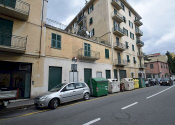 Negozio Via Buffa, Genova (zona Voltri) - foto 11