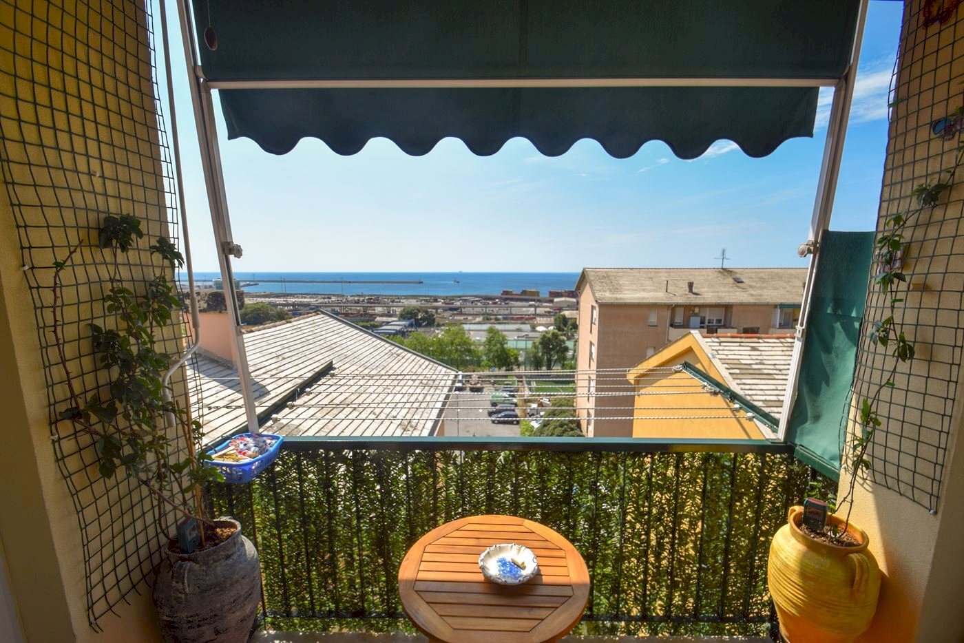 Four-room apartment Cravasco, Genova (neighborhood Palmaro) - photo 1