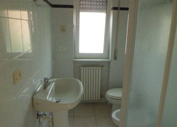 Bagno - Trilocale via Langhe, 11, Ceriale - foto 15