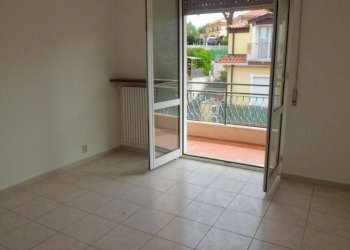 Camera da letto - Trilocale via Langhe, 11, Ceriale - foto 8