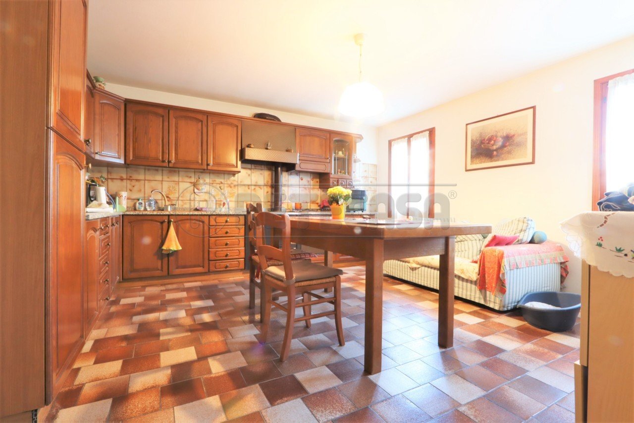 IMG_5781.JPG - Casale Via mancamento, Grisignano di Zocco - photo 1