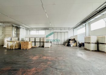 interno capannone - Commercial Premises Contrada Parco Vecchio 11, Bitritto - photo 7