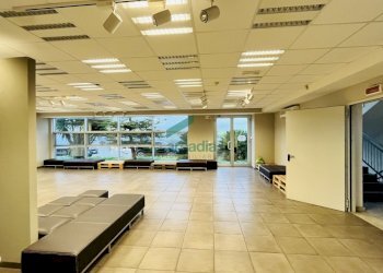 uffici interni - Commercial Premises Contrada Parco Vecchio 11, Bitritto - photo 3