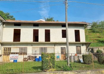 #canovaonline - Casa indipendente via Castellazzo, 13, Gattinara - foto 2