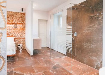 Dettagli - Agriturismo frazione Madonna dell'Olmo, Cuneo - foto 1