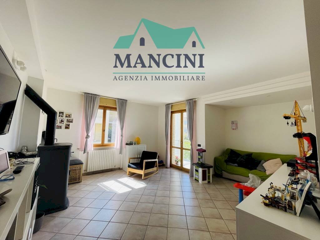 Quadrilocale PIO LA TORRE, Jesi - foto 1