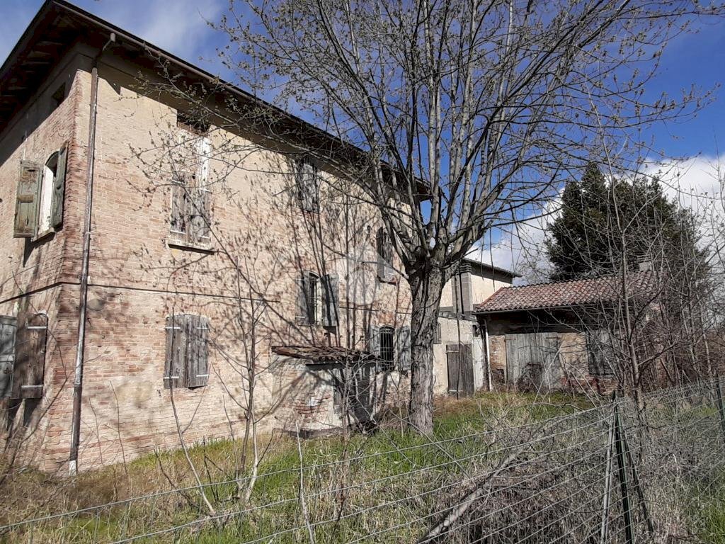 Independent house Via Canale, Casalgrande - photo 1