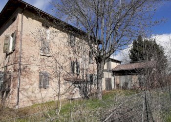 Independent house Via Canale, Casalgrande - photo 1