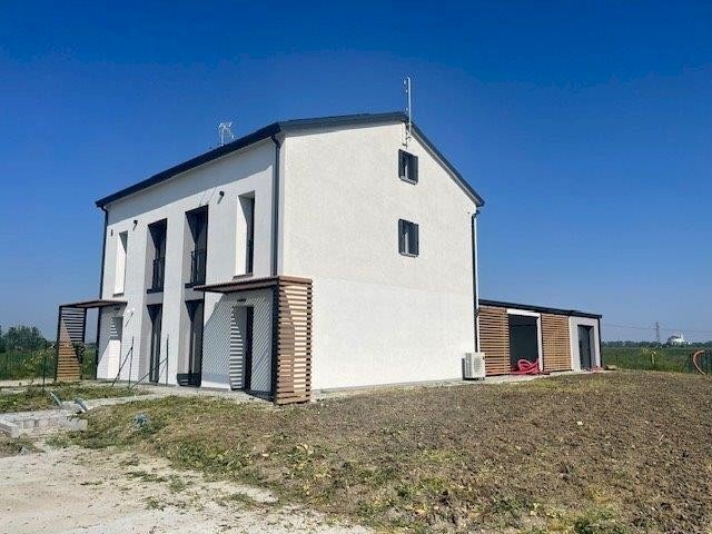 Villa Bifamiliare Ferrara - foto 1