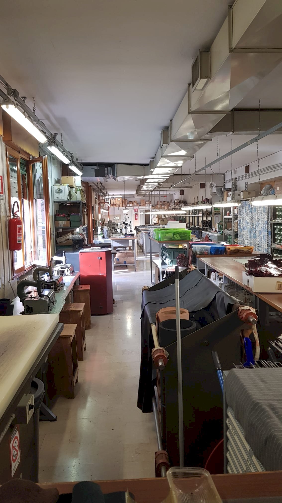 Shop Strada Morane, Modena - photo 1