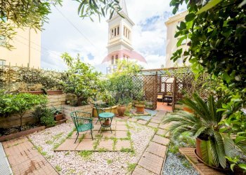 Bilocale Via Gradisca, 2 
 Centro, Genova (zona Centro) - foto 1